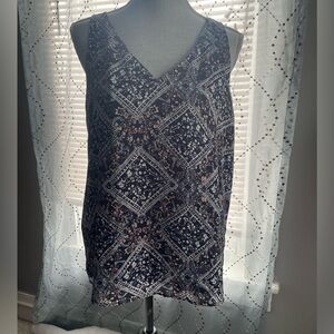 Maurice’s Floral Patterned Sleeveless Top